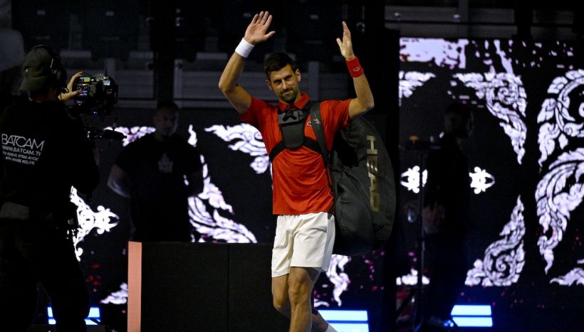 Djokovic, dall’esaltazione al ritiro a sorpresa: le scuse di Nole al Six Kings Slam e i timori sulle ATP Finals