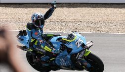 GP Australia: Aprilia trionfa con Raul Fernandez, Di Giannantonio e Bezzecchi sul podio. Caduto Bagnaia