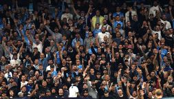 PSV-Napoli, arresto preventivo per 180 tifosi azzurri: il caso che mette in imbarazzo la Uefa. Cosa è successo a Eindhoven