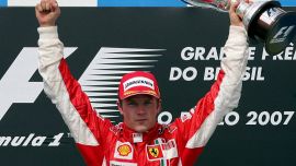 Amarcord Ferrari: Raikkonen campione 18 anni fa beffando Hamilton e Alonso. La gioia di ieri, la tristezza oggi