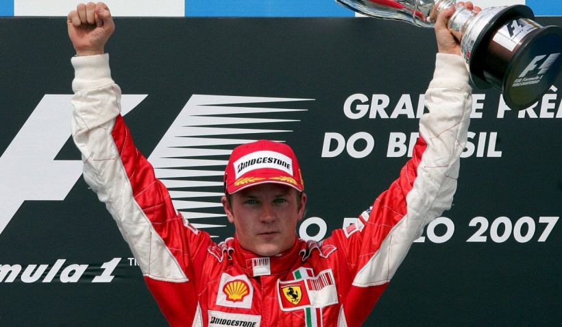 Amarcord Ferrari: Raikkonen campione 18 anni fa beffando Hamilton e Alonso. La gioia di ieri, la tristezza oggi