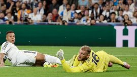 Juventus, per Di Gregorio siparietto con Bellingham e riabilitazione social: il portiere ha riconquistato i tifosi