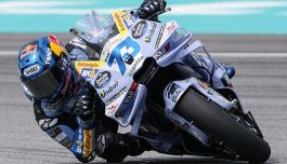 Gp Malesia: Alex Marquez fuga per la vittoria a Sepang, Bagnaia cede di colpo. Acosta e Mir a podio