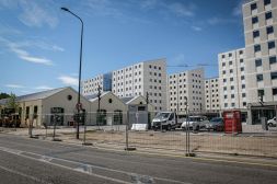 Dentro il villaggio olimpico di Milano: gli atleti sono ospitati qui