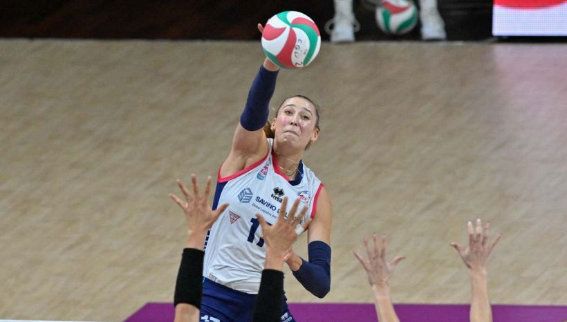 Antropova, che tonfo a Cuneo: Novara resta solitaria in vetta. Egonu rialza Milano, UYBA batticuore contro Bergamo