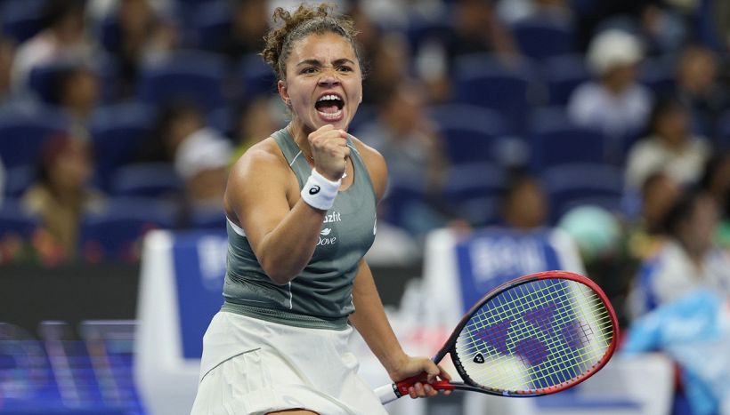 Jasmine Paolini a Wuhan cerca punti per le Finals: l'incubo Swiatek sulla strada e il duello con Rybakina