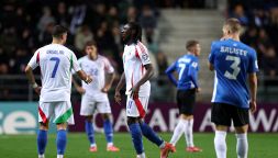 Italia, tegola Kean: gol e infortunio con l’Estonia. Gattuso e Pioli in ansia, Retegui svela come sta Moise