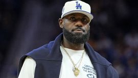 LeBron James spaventa i fan: 'Vi svelo la decisione delle decisioni'. Ritiro o cosa? L'ultima trovata del Re