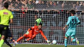 Cagliari-Bologna, moviola: il Var toglie un gol ai sardi e un rigore agli emiliani