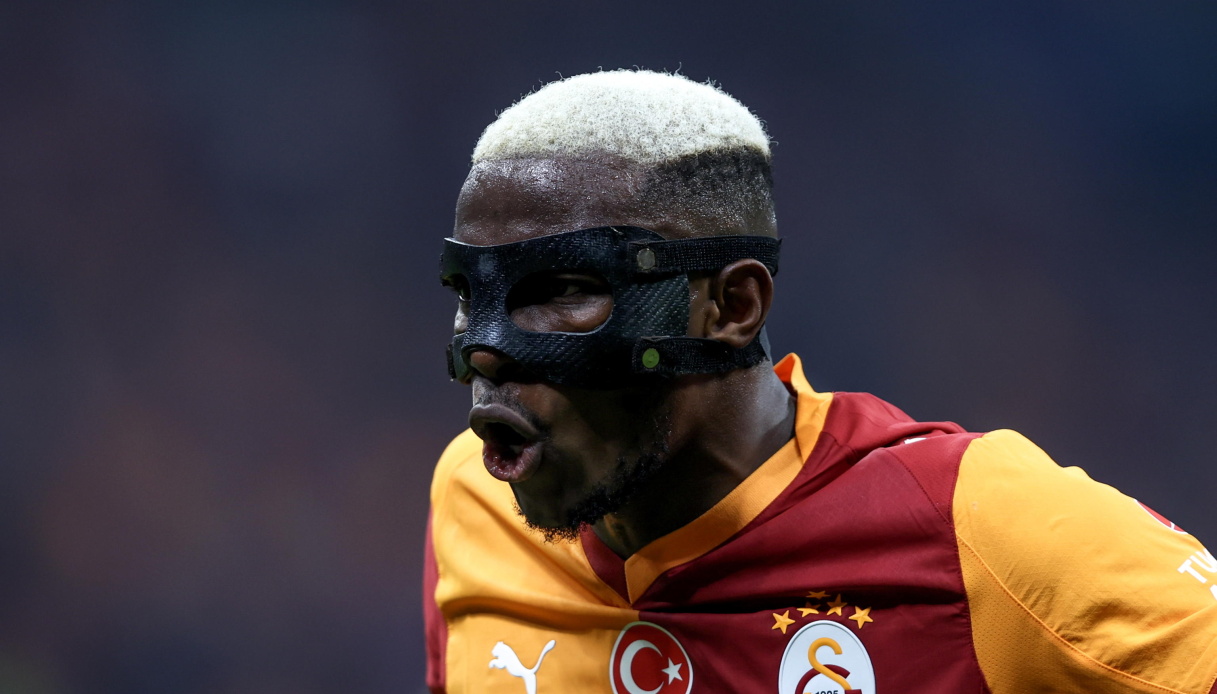https://wips.plug.it/cips/sport.virgilio.it/cms/2025/10/osimhen-1.jpg