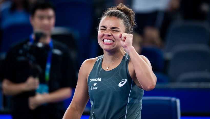 Paolini ribalta Yuan a Wuhan col consiglio segreto di Sinner, trova Tauson e gufa Rybakina per le WTA Finals