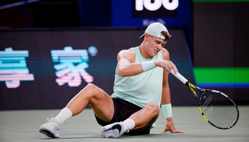 L'ultimo capriccio di Rune: compra una Porsche da 200mila euro ma non può guidarla. E la colpa è di Djokovic