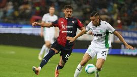 Cagliari-Sassuolo, moviola: arbitri vs Esposito, dopo Pio tocca a Sebastiano nonostante il gol, poi Var decisivo