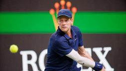 La grandezza di Sinner in un gesto di Djokovic: lo scambio è epico, la reazione di Nole un manifesto