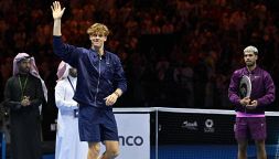 Grazie Six Kings Slam: Sinner scavalca Alcaraz e torna numero 1 nella classifica più importante, il montepremi