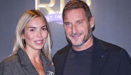 Francesco Totti e Noemi Bocchi allontanano le polemiche, messaggio per l'Italia di Gattuso e la lode a Nico Paz