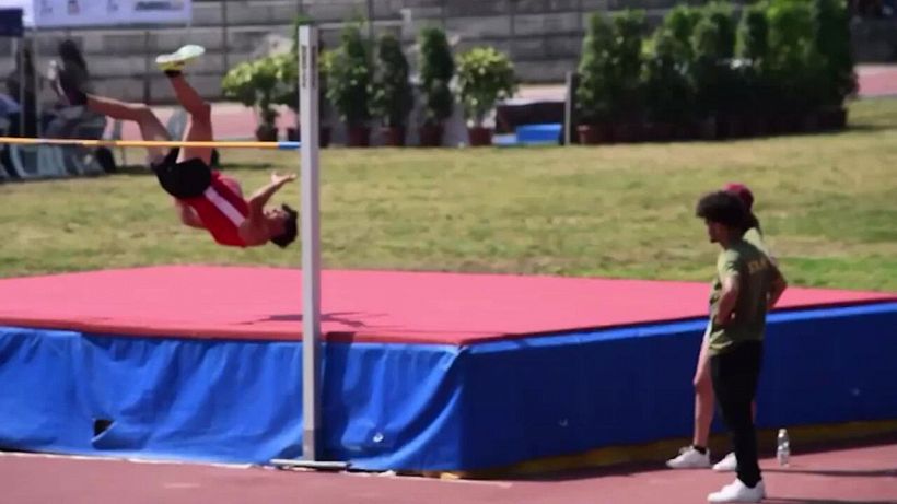 Ottaviani salta già da record, lo allena il papà di Tamberi