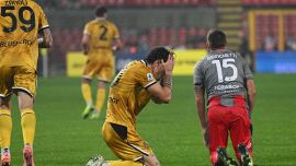 Cremonese-Udinese, moviola: Zaniolo prima viene graziato poi segna, Vardy prima il giallo poi l’erroraccio