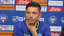 Open Var, Rocchi fa chiarezza sulla gomitata di Hojlund a Ferguson. Poi l’ammissione sul rigore concesso al Milan