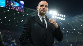 Milan, Allegri: primo messaggio a Spalletti, la replica sullo scudetto e l'avviso a Leao