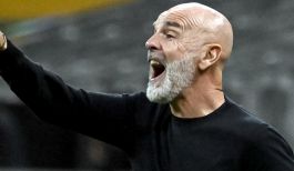 Fiorentina, Pioli esonerato: spunta like giocatore viola. I tifosi bocciano D'Aversa: il retroscena