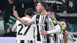 Pagelle di Juventus-Sporting 1-1: Araujo spaventa i bianconeri, Vlahovic li salva. L'effetto Spalletti non basta