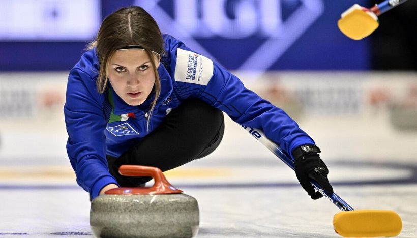 Milano-Cortina, Marta Lo Deserto (curling): "Con l’elastico sulla mia scopa la medaglia arriverà"