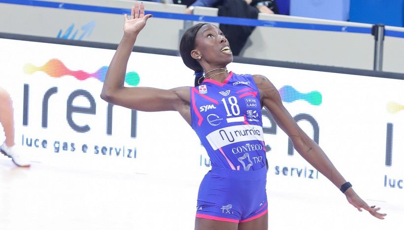 Paola Egonu, record clamoroso: oltre 6000 punti. Francesca Piccinini nel mirino: "Ma conta che vinca Milano"
