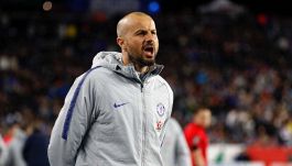 Milan-Lazio, Marco Ianni espulso nel finale: chi è il vice di Sarri che ha litigato con Allegri e rischiò la rissa con Mourinho