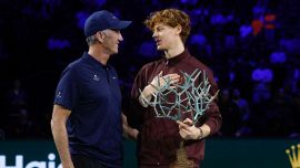 Sinner, alle ATP Finals l’ultimo abbraccio a Cahill? Ljubicic avanza, il retroscena di Becker e spunta l’ipotesi Agassi