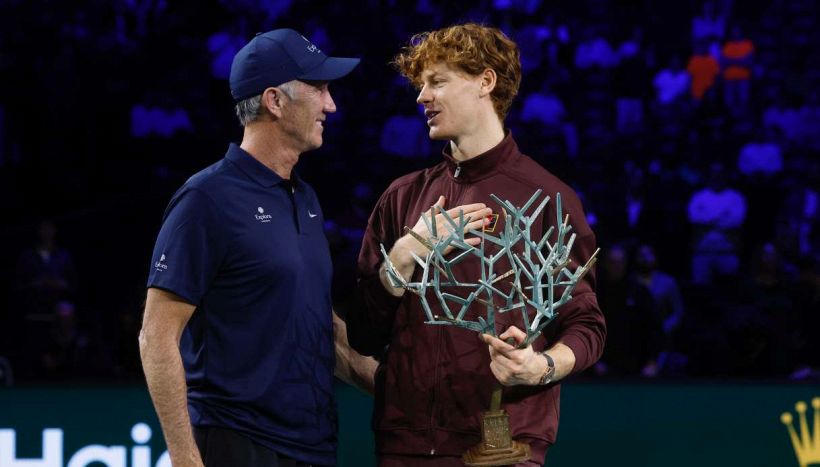 Sinner, alle ATP Finals l’ultimo abbraccio a Cahill? Ljubicic avanza, il retroscena di Becker e spunta l’ipotesi Agassi