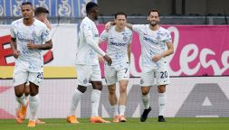 Verona-Inter 1-2, pagelle: un autogol salva Chivu al 93', beffa Hellas, Bisseck graziato, quante polemiche