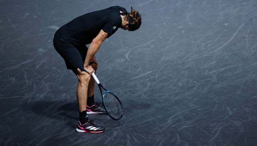 Sinner, il numero 1 avrebbe dell’incredibile: le condizioni di Zverev riaccendono le polemiche, il messaggio di Jannik