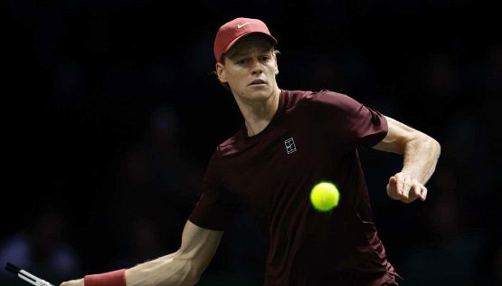 Sinner nella storia: alle 400 meglio di Djokovic, Federer e Sampras. Auger-Aliassime punge Jannik e Alcaraz