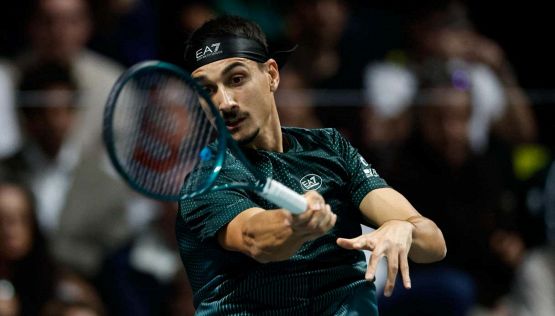 Metz, Sonego non sbaglia mai nei derby: Cobolli rimontato e battuto. Ma non è che Volandri è escluso il tennista sbagliato?