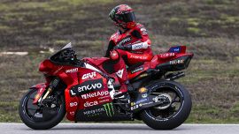 MotoGP Portogallo, Bagnaia prudente: 'Marquez è superiore'. Bulega confuso: 'Ma sto facendo esperienza'