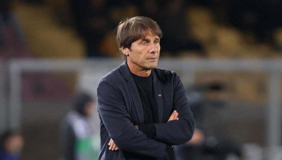 Bologna-Napoli, le formazioni ufficiali: la scelta di Italiano su Orsolini e Castro. Conte a sorpresa su Lang e Neres