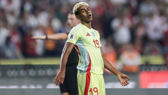 Spagna, Yamal è un caso: sta male e salta le gare decisive per il Mondiale, Federazione furente con il Barça