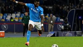 Napoli, paura per Anguissa: Conte può perderlo prima della Coppa d’Africa, Manna stringe per il sostituto