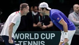 Bertolucci esalta l’Italia ma indica un pericolo: poi critica la Coppa Davis e si schiera con Sinner e Alcaraz