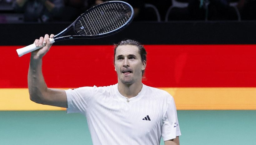 Zverev fa retromarcia sulla Coppa Davis: prima la scredita e critica Bologna, poi si esalta e avvisa l’Italia