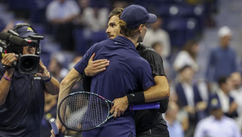 Sinner, Musetti concorde con Roddick: “È un Djokovic moderno”. Poi spiega perché Alcaraz è meno efficace di Jannik