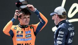F1 classifica piloti e costruttori: Verstappen a -24 da Norris, cambia tutto dopo la doppia squalifica McLaren