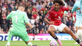 Manchester United, Amorim mette Zirkzee e Mainoo alla porta: Milan e Roma in agguato, anche il Napoli alla finestra