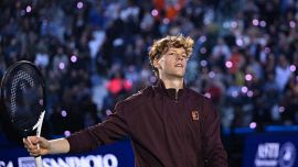 Sinner e Alcaraz penalizzati dall’ATP, il montepremi negato: la regola che fa discutere, Jannik paga ancora per il caso doping