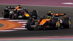 Gp Abu Dhabi libere 2: Norris e Verstappen davanti con scintille, Piastri indietro. Faticano Hamilton e Leclerc