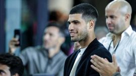 Alcaraz negli USA, Sabalenka contro Kyrgios: altro che critiche al calendario. A dicembre giocano tutti tranne Sinner (che sceglie la F1)