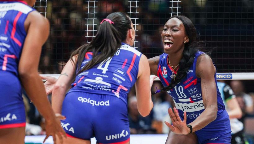 Volley femminile, Conegliano vince sempre ma stavolta col fiatone. Antropova scatenata, ma Egonu vuol tenersi in scia