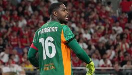 Milan, clamoroso Maignan: Inter e Juve tentano lo scippo. Allegri non molla, l'ultima offerta per il rinnovo