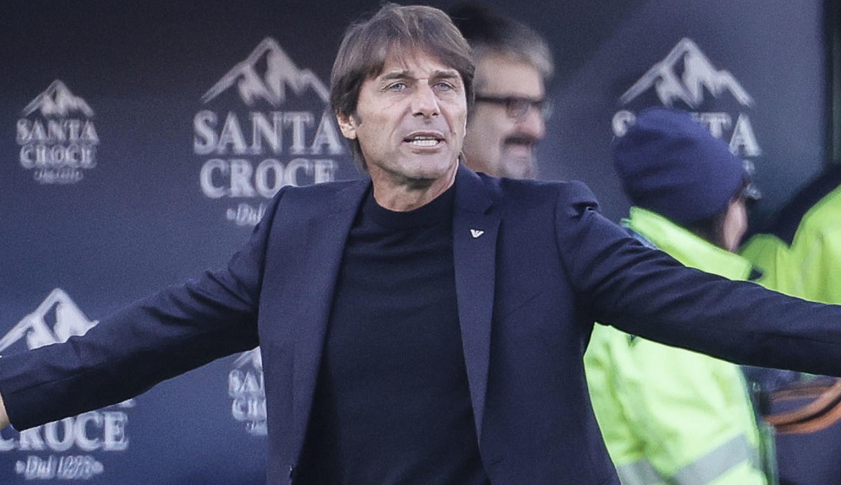https://wips.plug.it/cips/sport.virgilio.it/cms/2025/11/napoli-antonio-conte.jpg